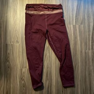 Maroon m Fabletics leggings